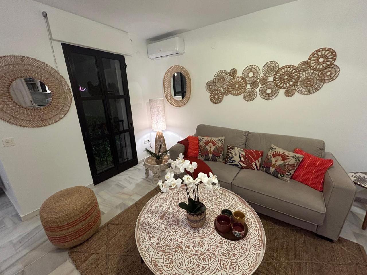 Nomad Stays Milos Y Bali Marbella Dış mekan fotoğraf