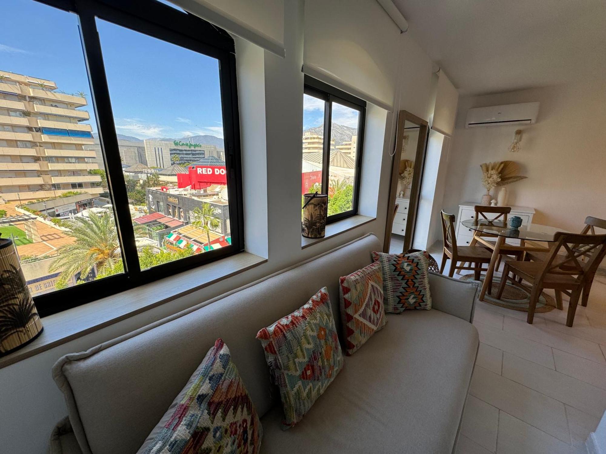 Nomad Stays Milos Y Bali Marbella Dış mekan fotoğraf