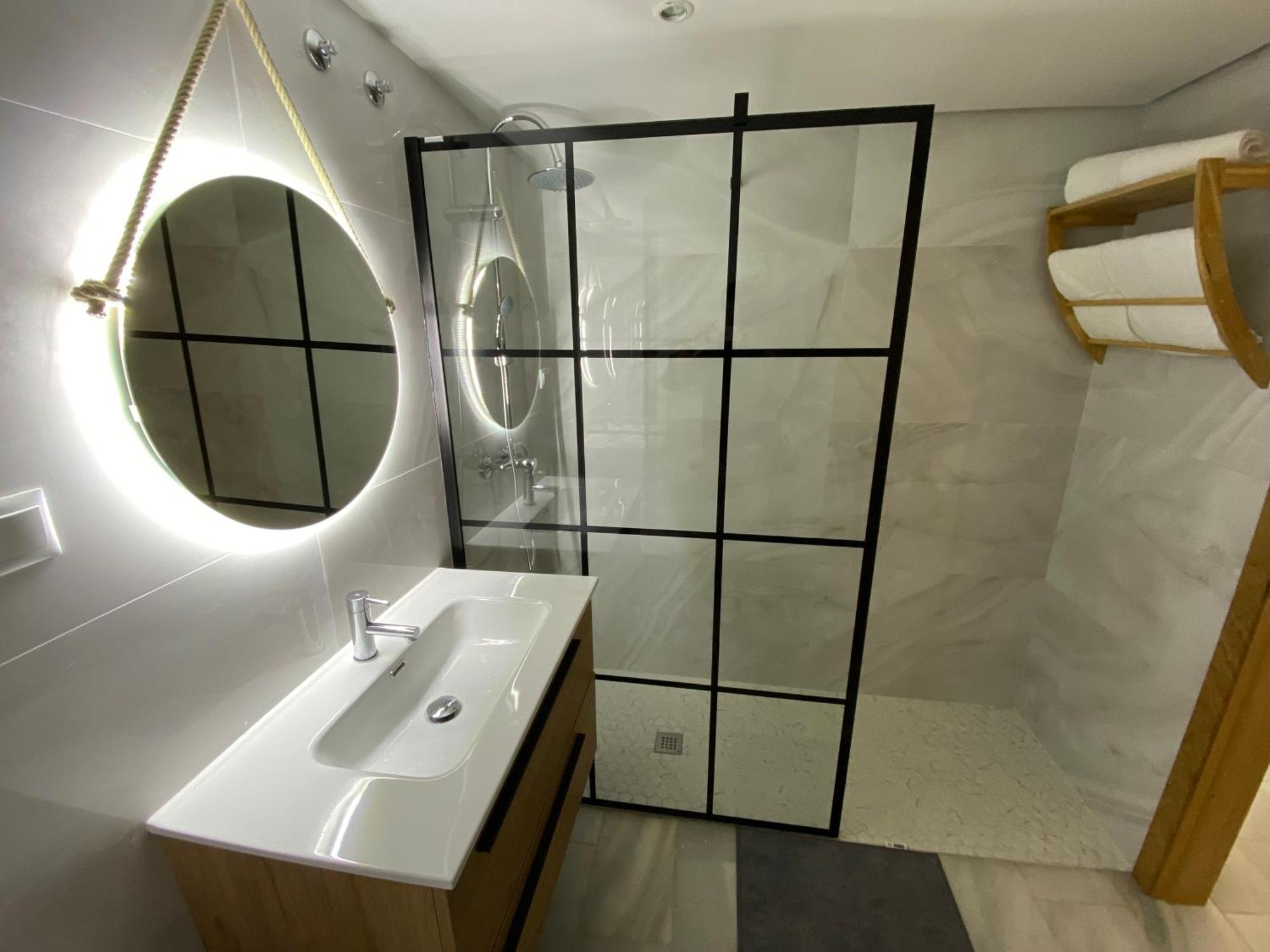 Nomad Stays Milos Y Bali Marbella Dış mekan fotoğraf